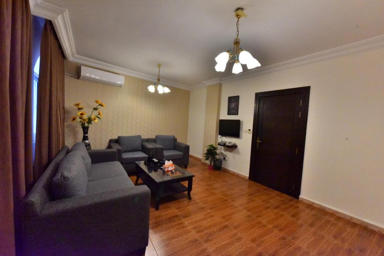 Al Farooq Hotel Apartments Amman Bagian luar foto