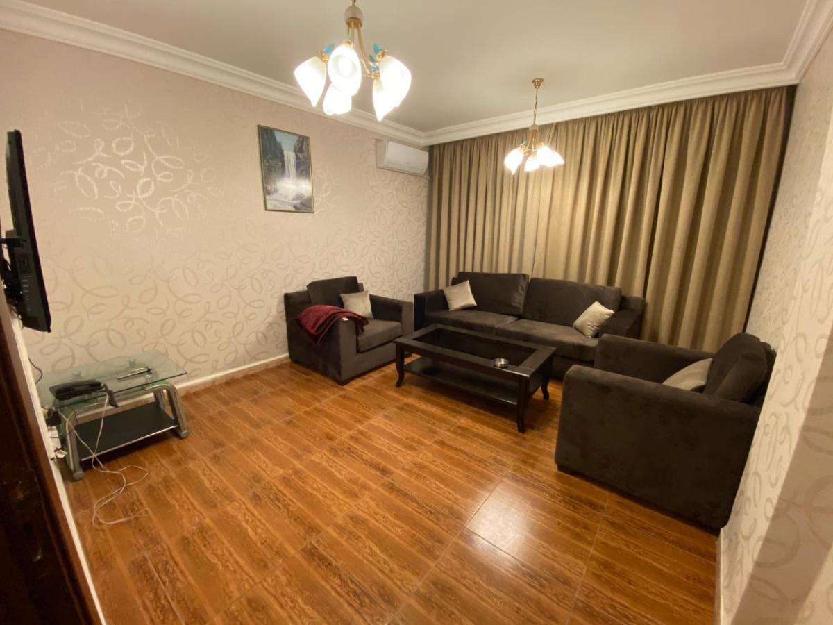 Al Farooq Hotel Apartments Amman Bagian luar foto